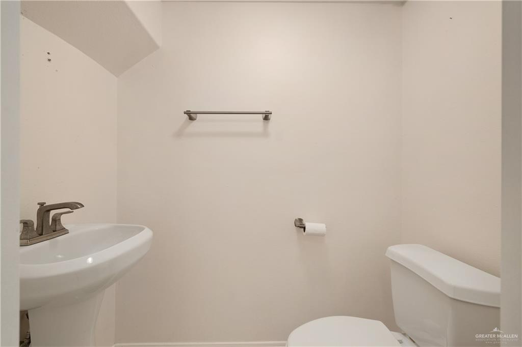 Photo 5 of 1022 Yellow Hammer Drive