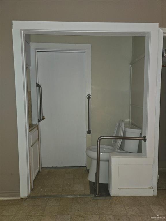 Photo 6 of 512 Bell Avenue