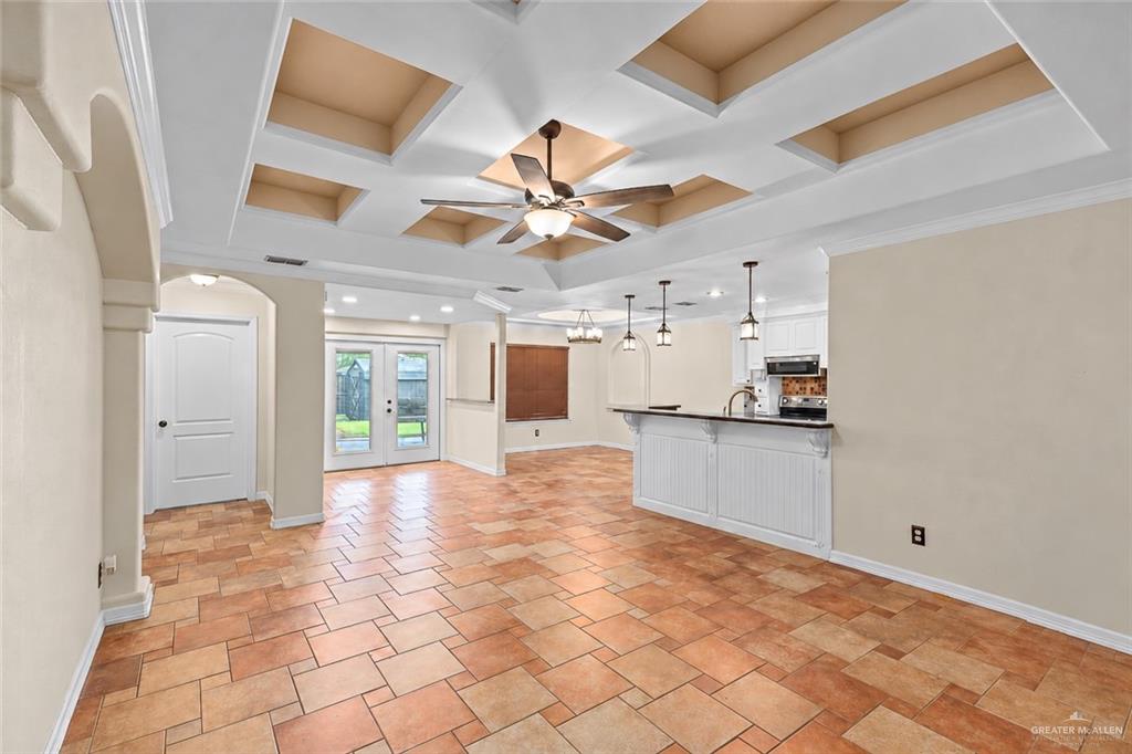 Photo 6 of 809 Azucar Avenue
