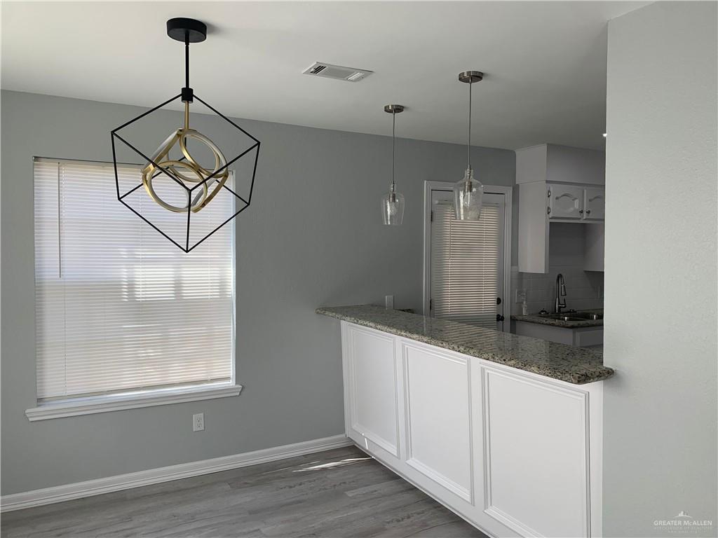 Photo 2 of 1805 Jason Avenue #5