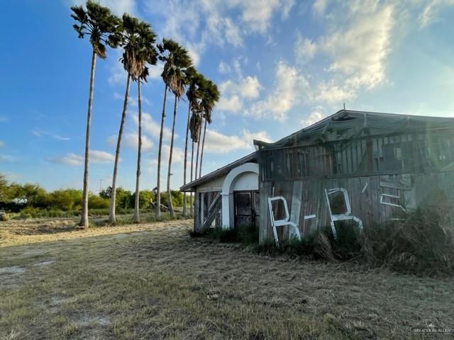 Photo 1 of 32621 Fm 2925, Rio Hondo