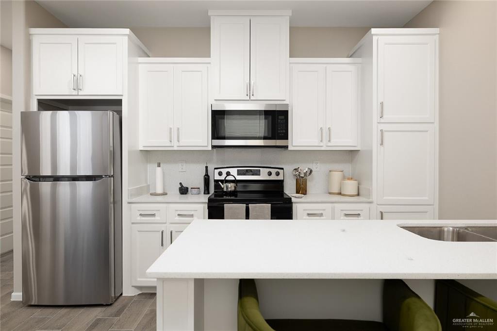 Photo 5 of 2813 Hayes Avenue #1