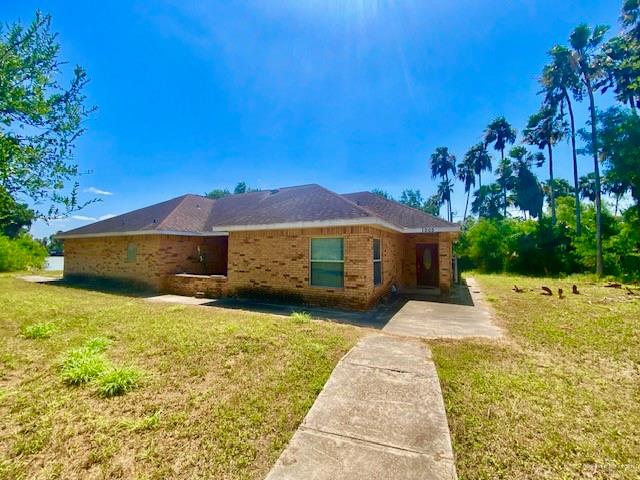 Photo 1 of 1003 Vela Jackson Avenue, La Joya