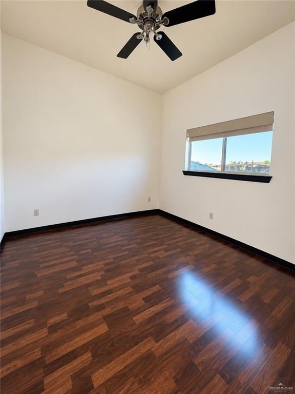 Photo 12 of 4217 Colbath Avenue #250b