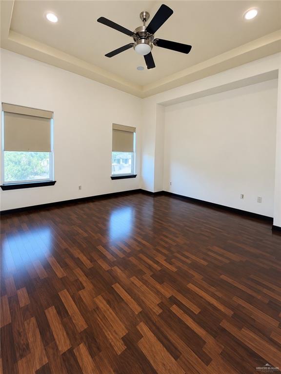 Photo 5 of 4217 Colbath Avenue #250b