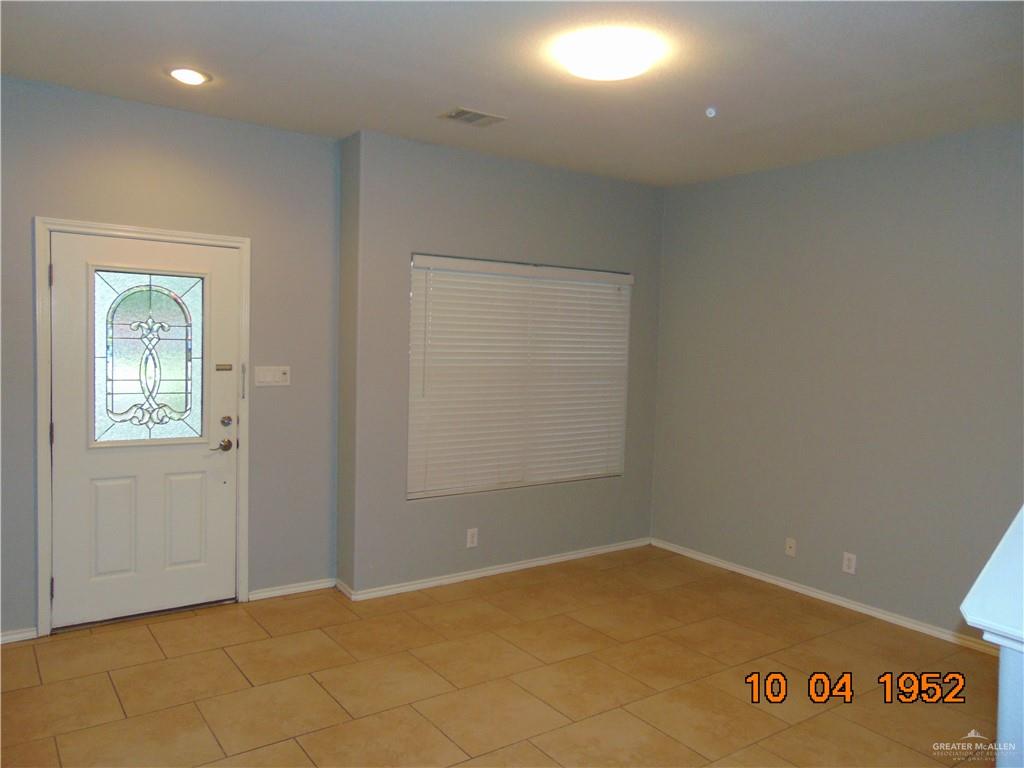 Photo 3 of 4717 Violet Avenue