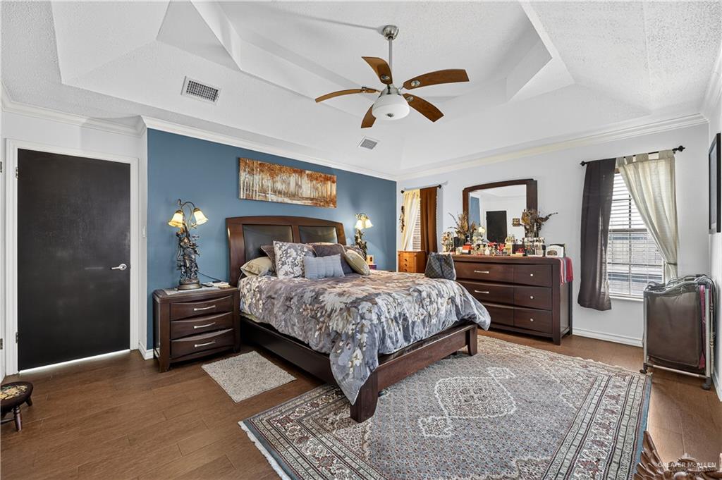 Photo 19 of 205 Lark Avenue