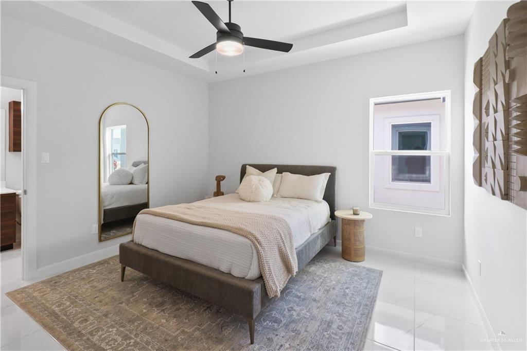 Photo 5 of 707 Coves Lane #4