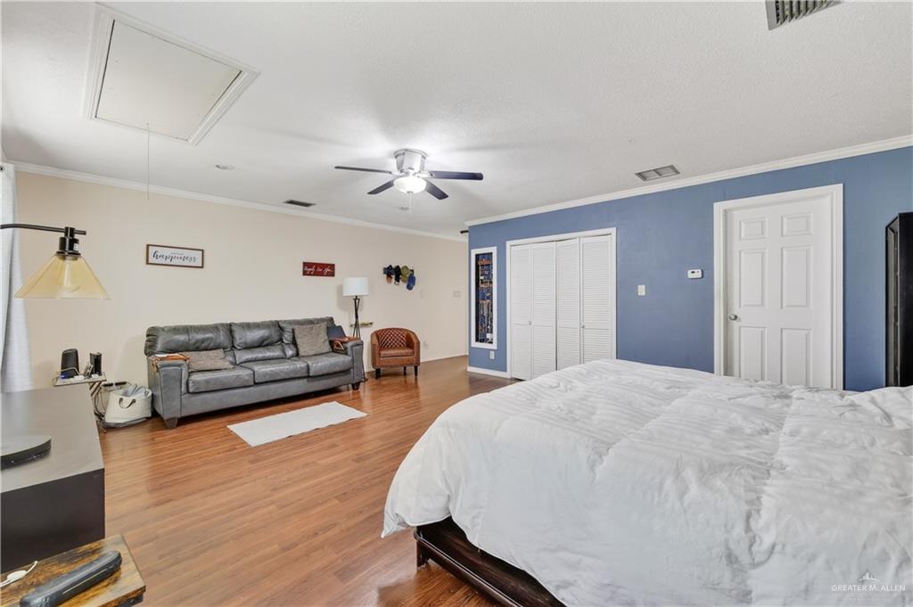 Photo 19 of 100 Whitewing Avenue