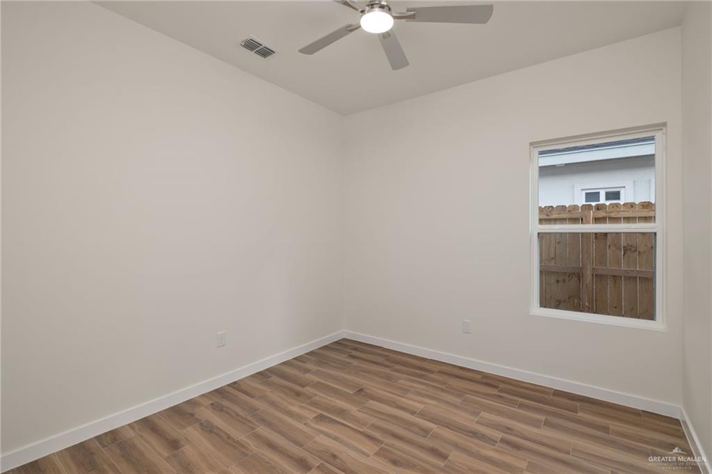 Photo 9 of 509 Onyx Avenue