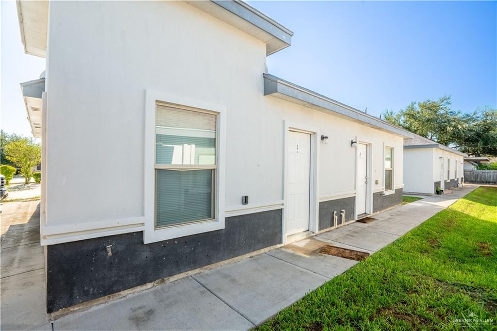 Photo 10 of 422 Chavez Street