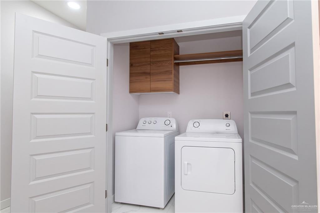 Photo 17 of 4204 Heron Avenue #112