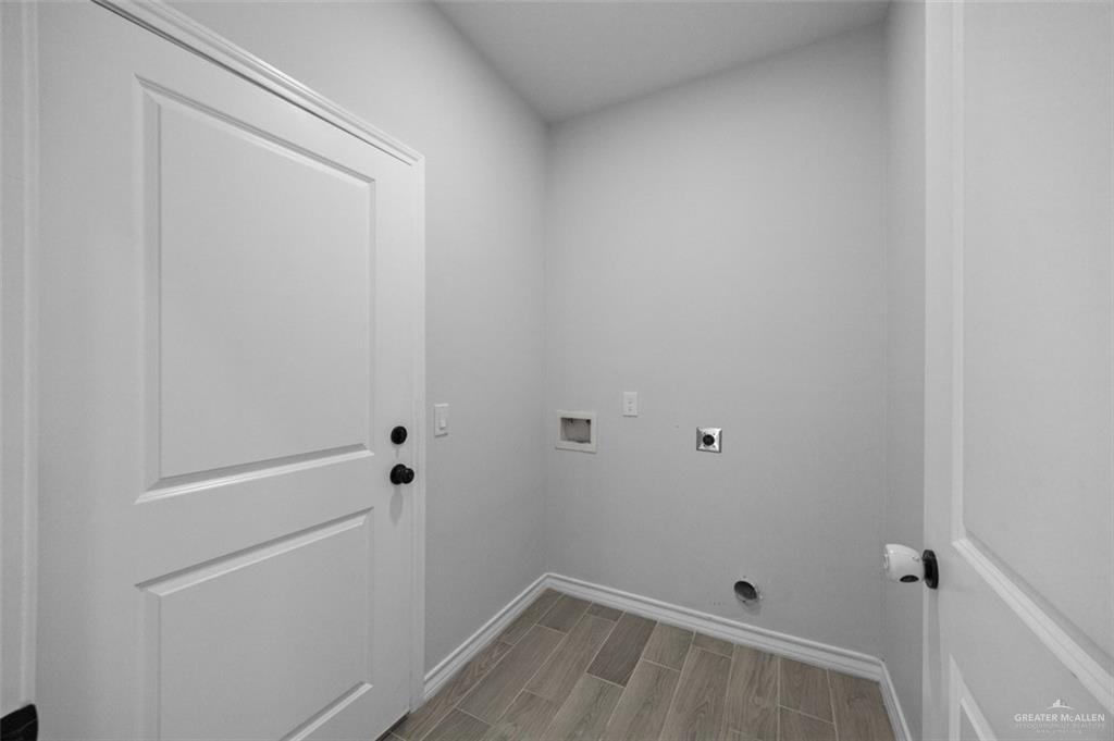 Photo 10 of 2412 San Pascual Street