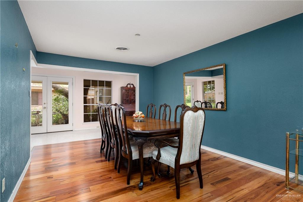 Photo 8 of 1401 Larkspur Avenue