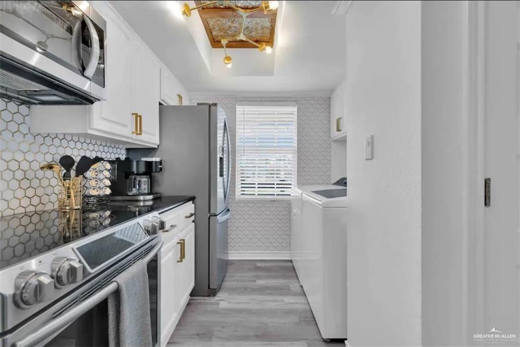 Photo 9 of 109 Mesquite Street #B