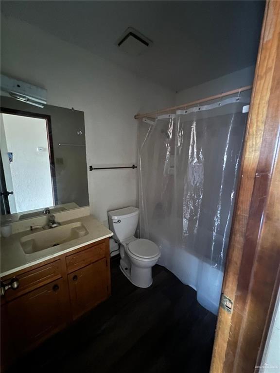 Photo 10 of 600 Toronto Avenue #33
