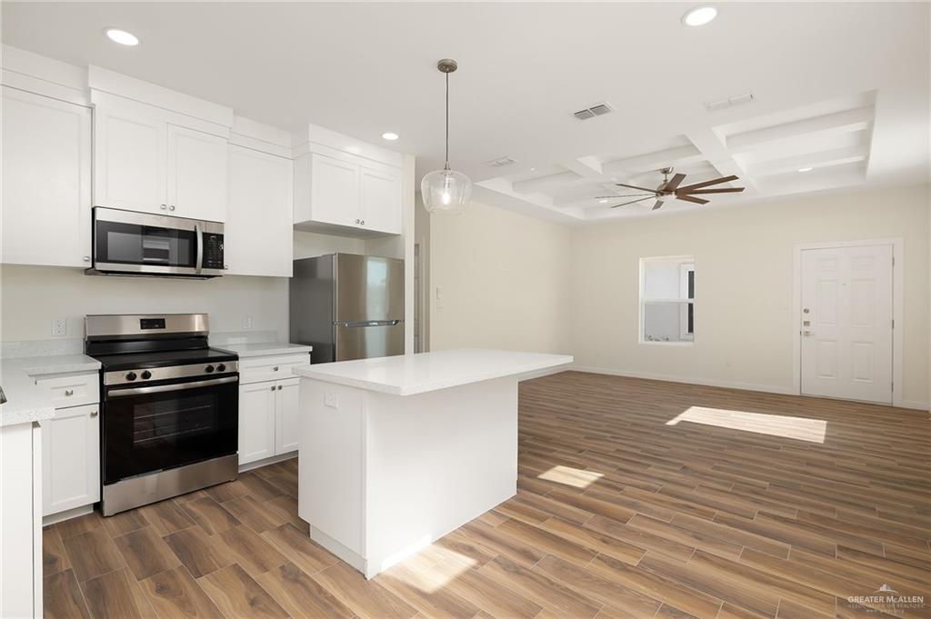 Photo 9 of 609 Onyx Avenue #2