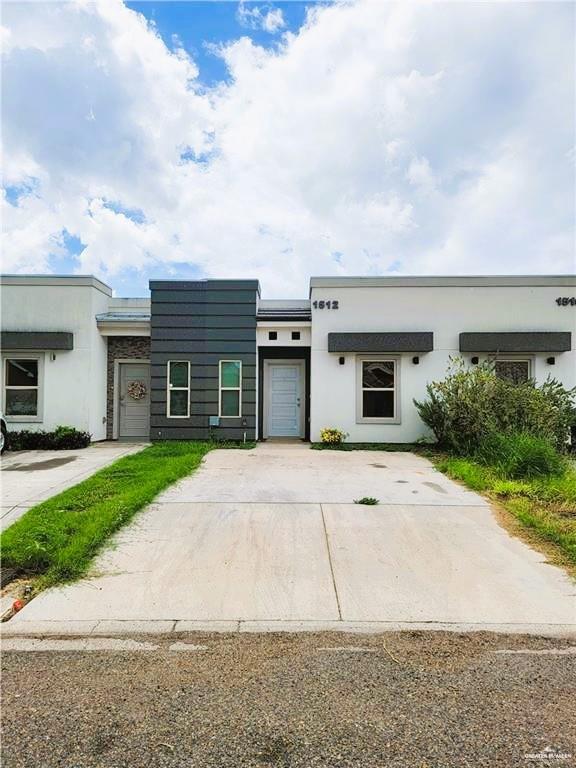 Photo 1 of 1512 New Orleans Circle, Pharr