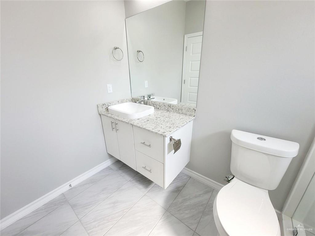 Photo 10 of 1409 Alta Vista Avenue #3