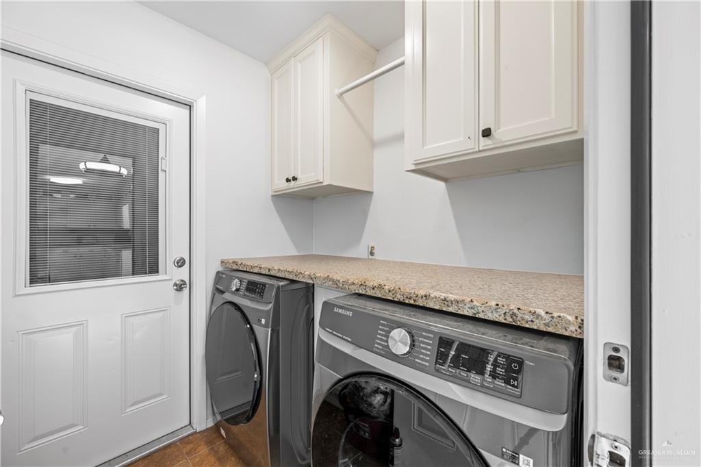 Photo 8 of 4012 Auburn Avenue