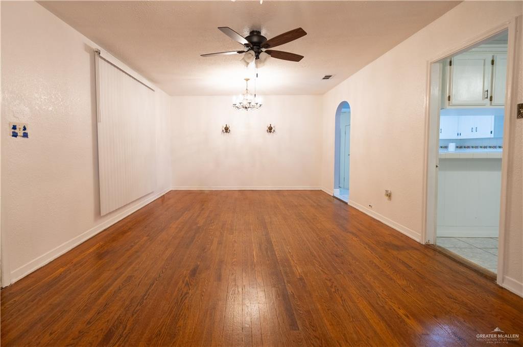 Photo 4 of 704 6th Street