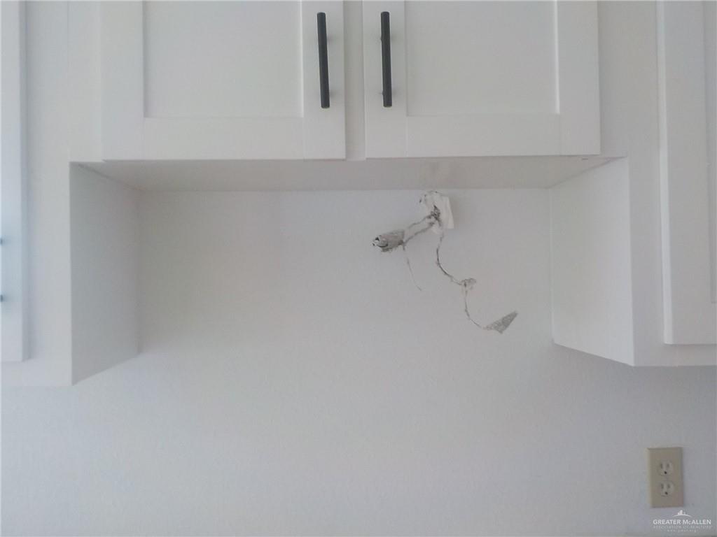 Photo 10 of 801 Mavi Drive