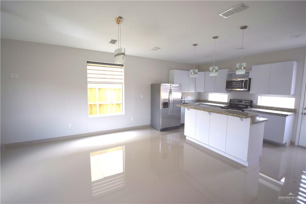 Photo 10 of 1202 Upas Drive