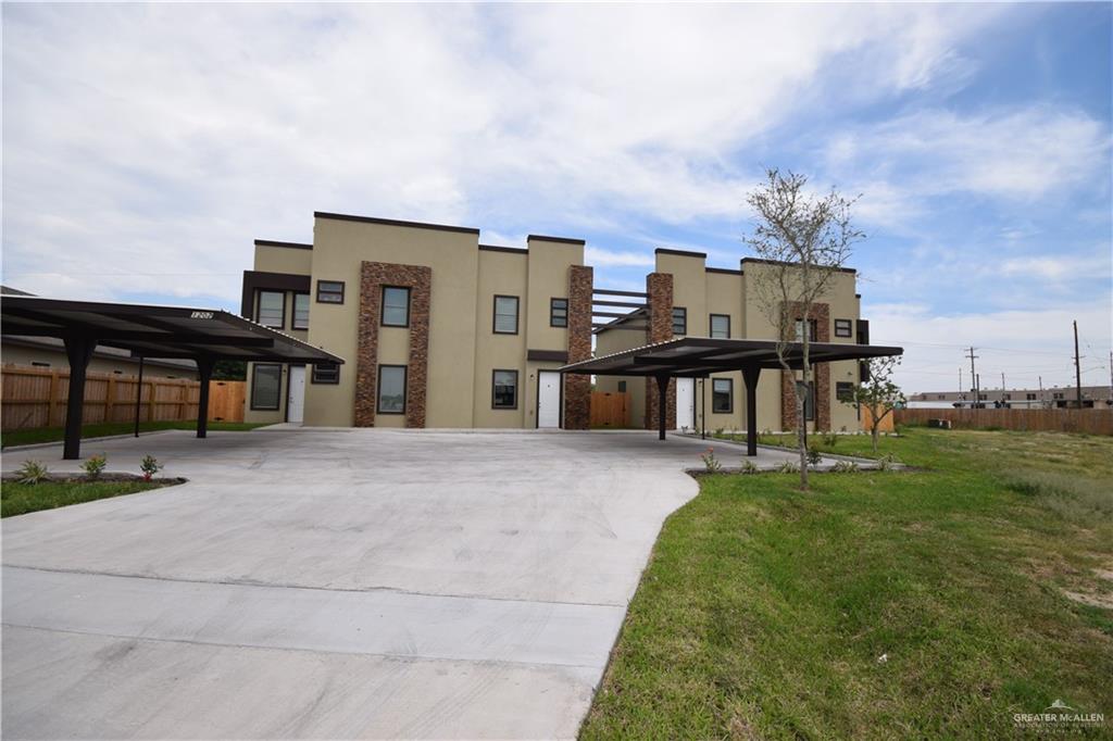 Photo 3 of 1202 Upas Drive