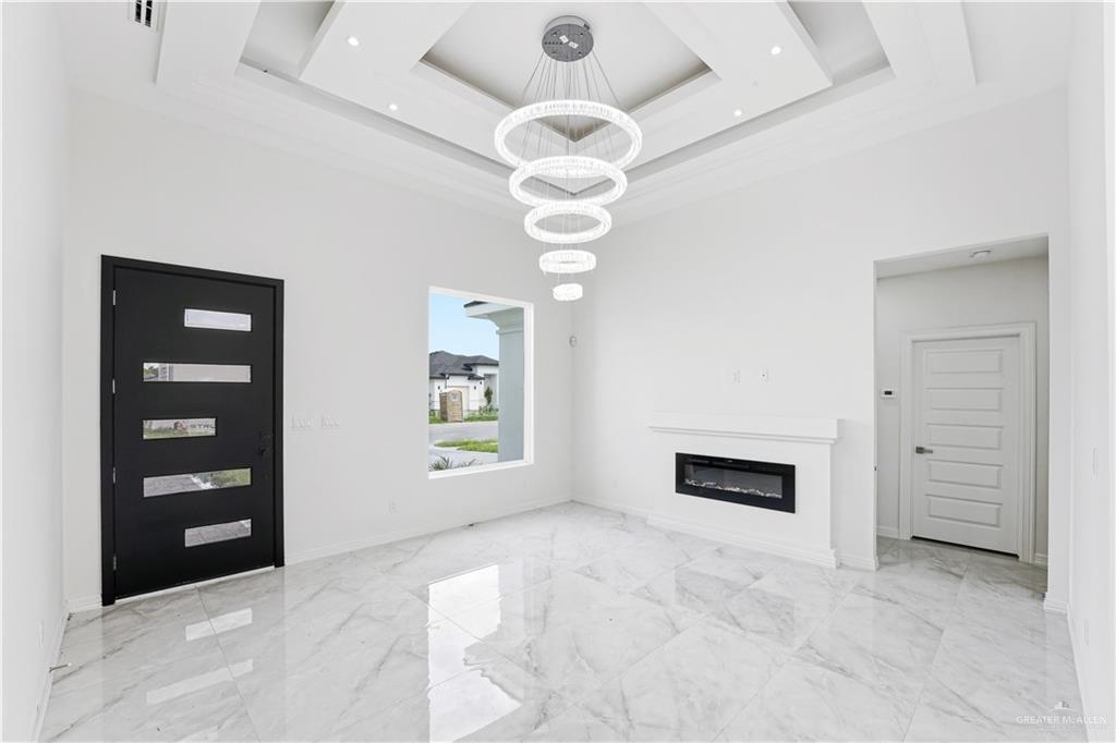 Photo 5 of 1123 Boxwood Street