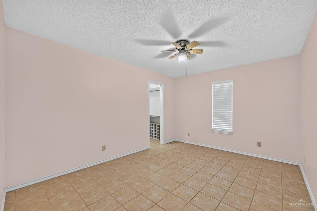 Photo 10 of 3101 Goldcrest Avenue