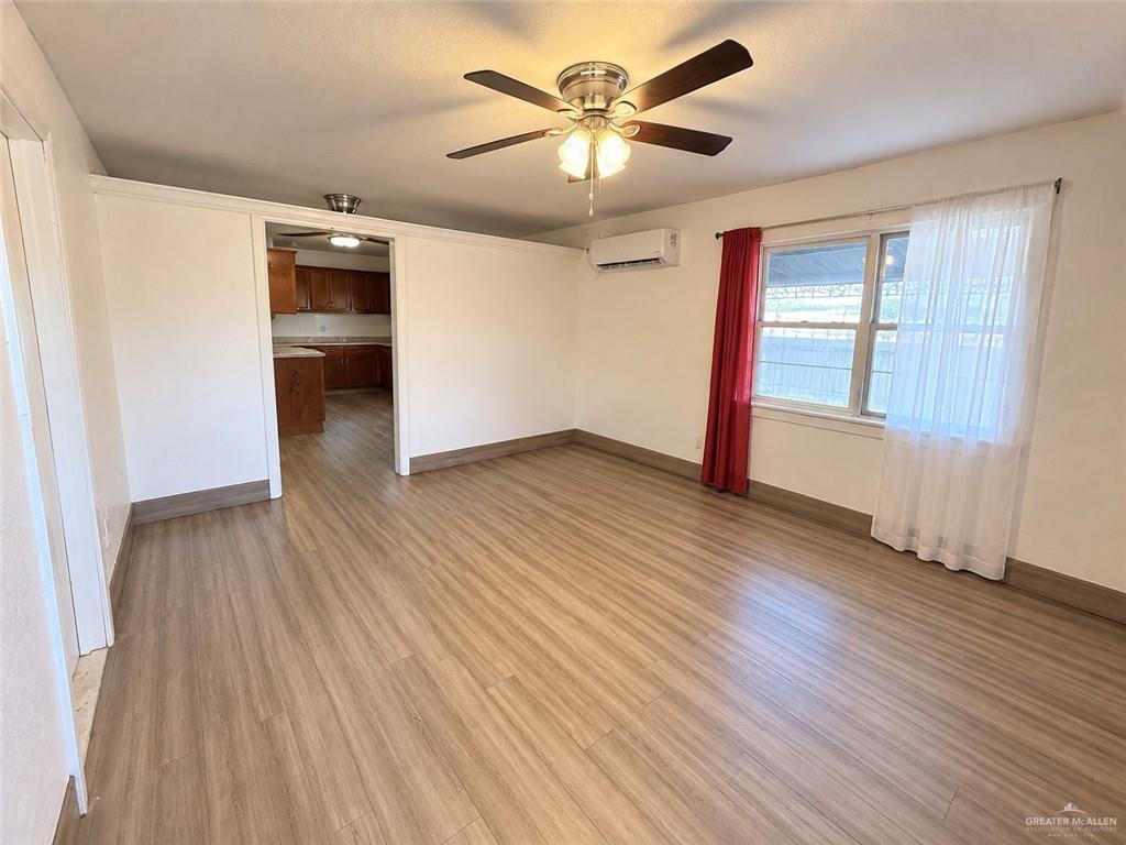 Photo 7 of 2606 Lissner Avenue