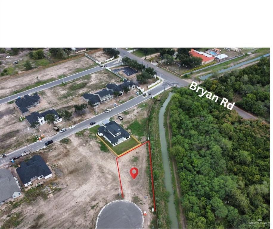 Photo 4 of 1209 Benjamin Street