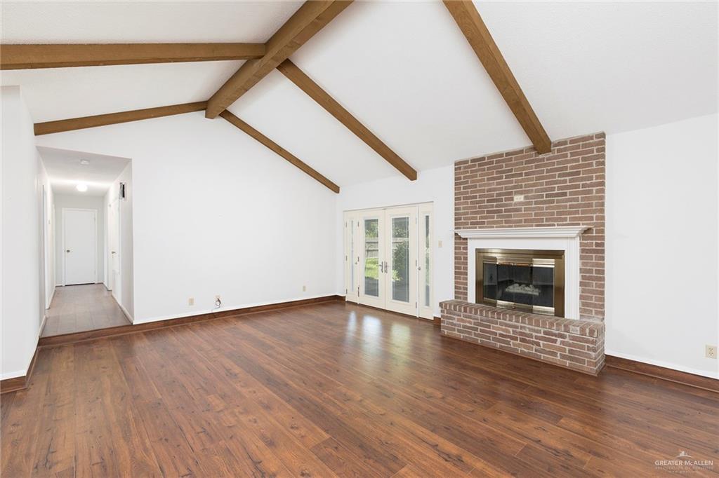 Photo 6 of 100 Iris Avenue
