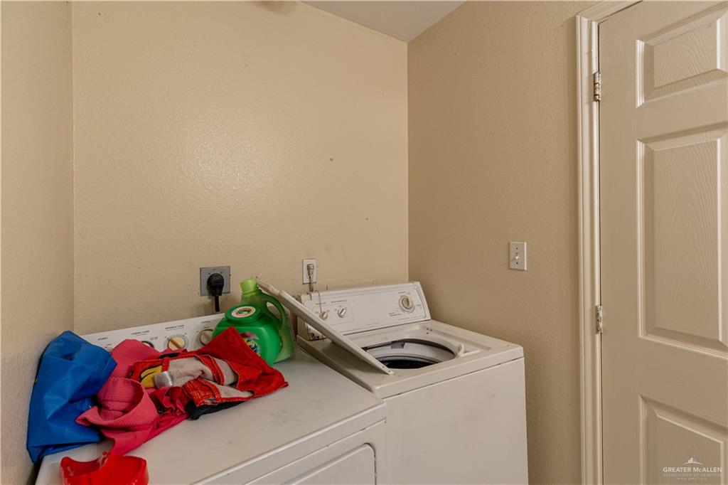 Photo 16 of 8005 Cisne Street