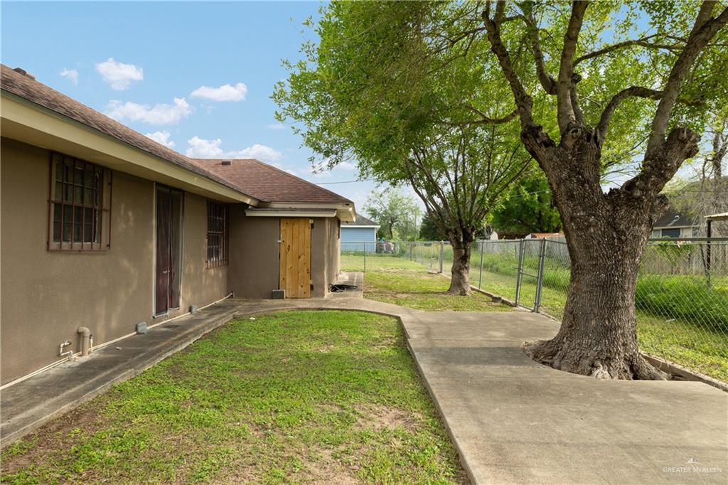 Photo 16 of 110 Penitas Avenue