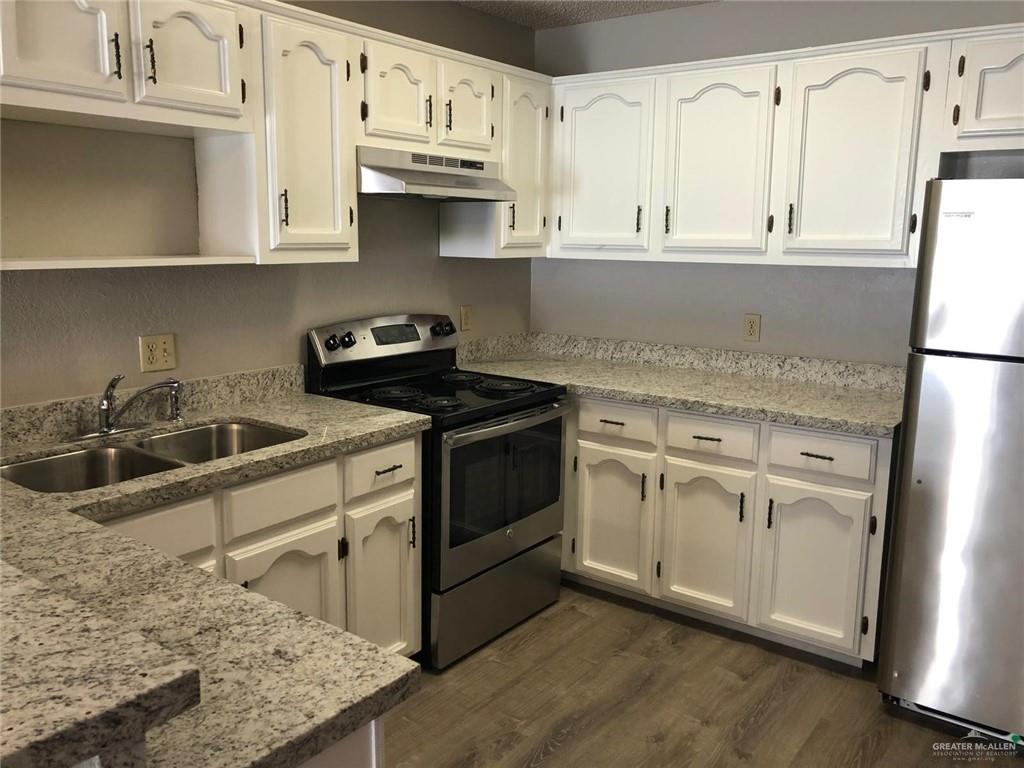 Photo 2 of 2817 31st Street
