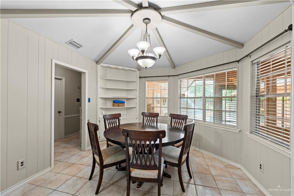 Photo 8 of 1502 Hibiscus Avenue