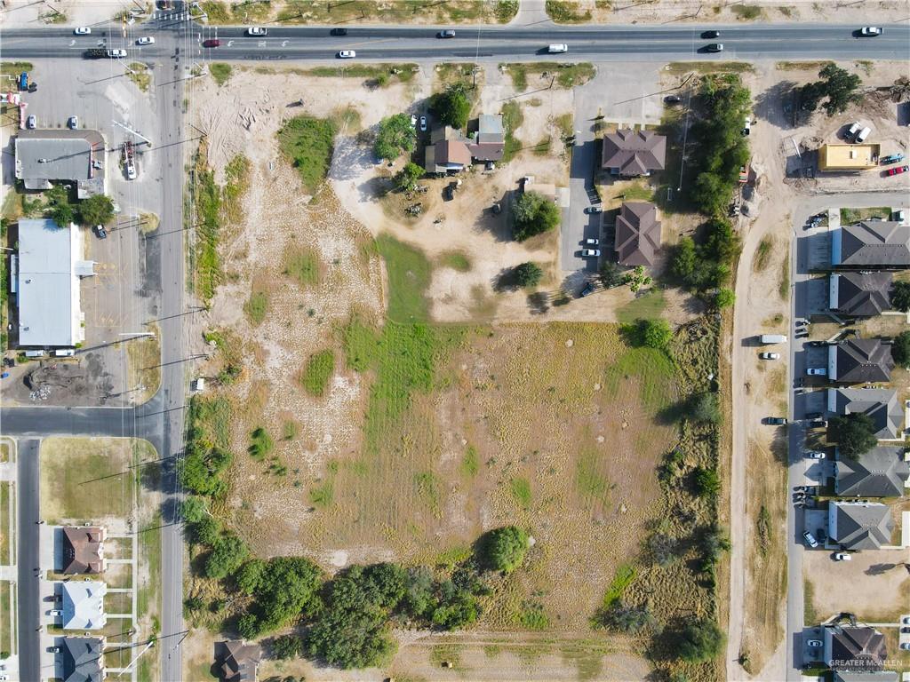 Photo 5 of 2215 Main Avenue