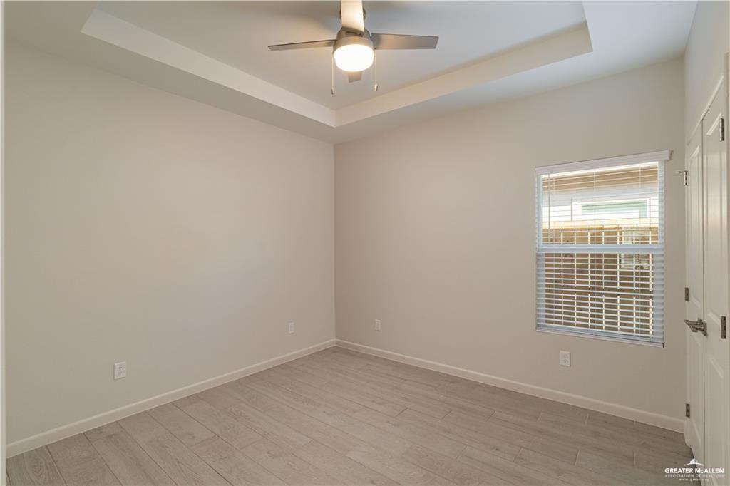 Photo 7 of 3417 Duke Avenue #4