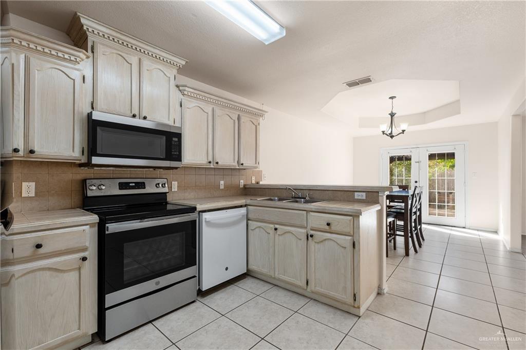 Photo 10 of 6066 Blanco River Street