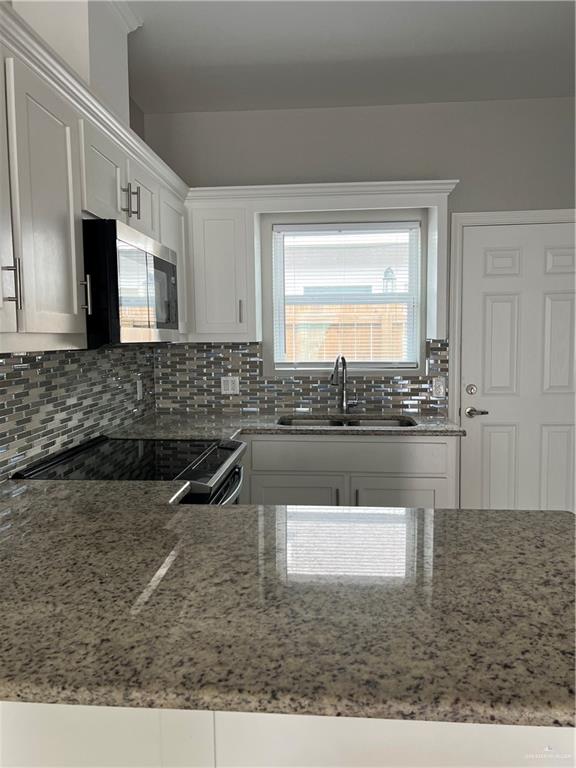 Photo 10 of 5007 Winona Drive