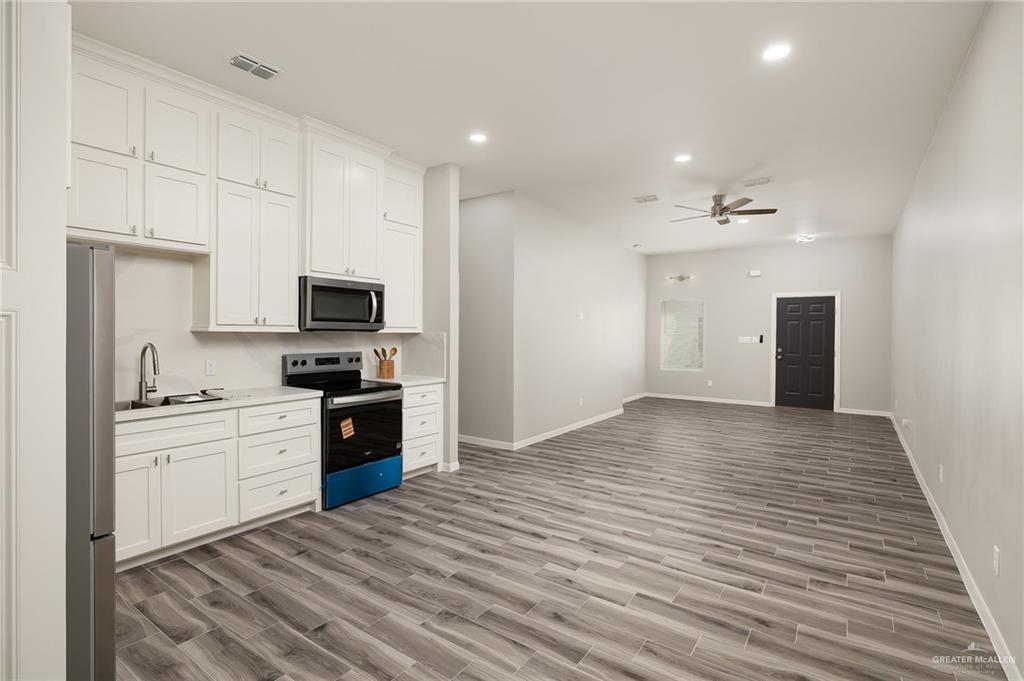 Photo 6 of 704 25th Street