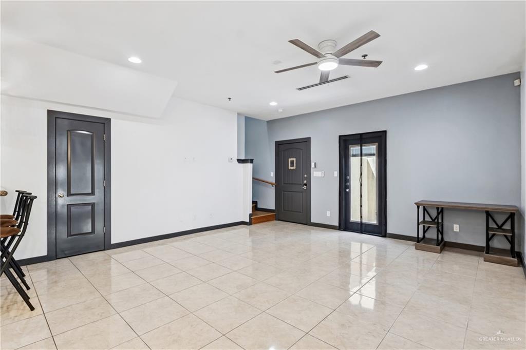 Photo 4 of 1304 Camelia Avenue #3