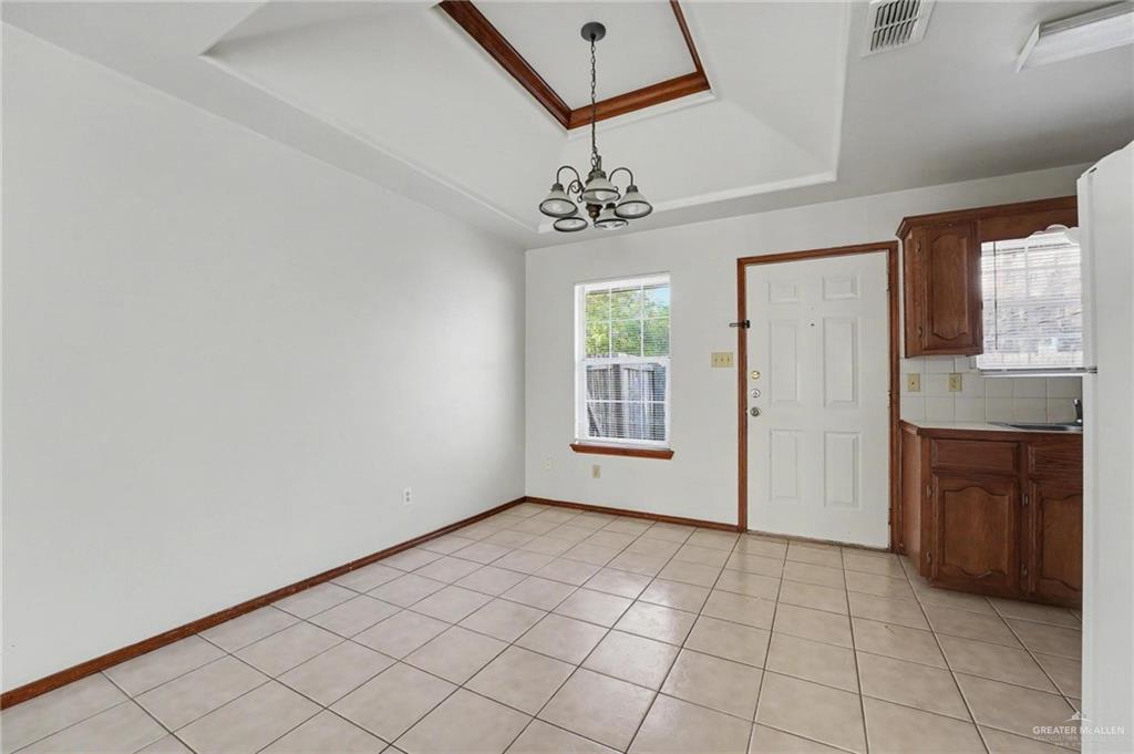 Photo 4 of 1307 Sal Street