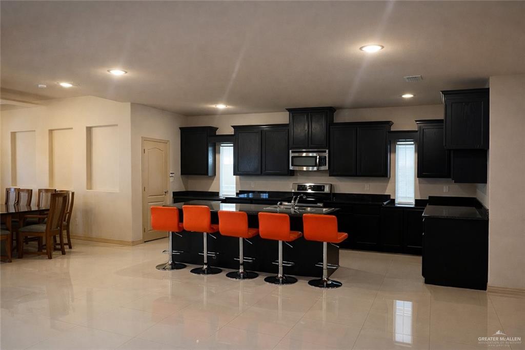 Photo 5 of 1616 Ventura Drive