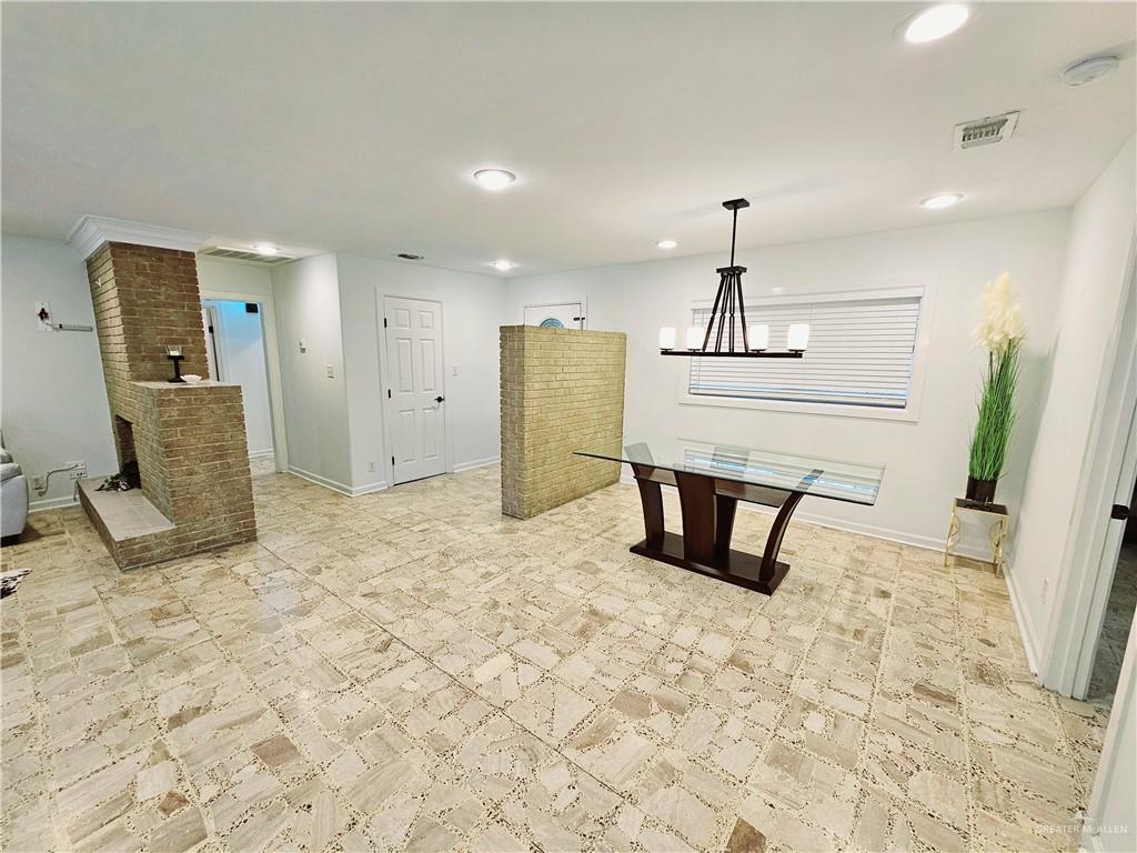 Photo 4 of 1122 Highland Avenue