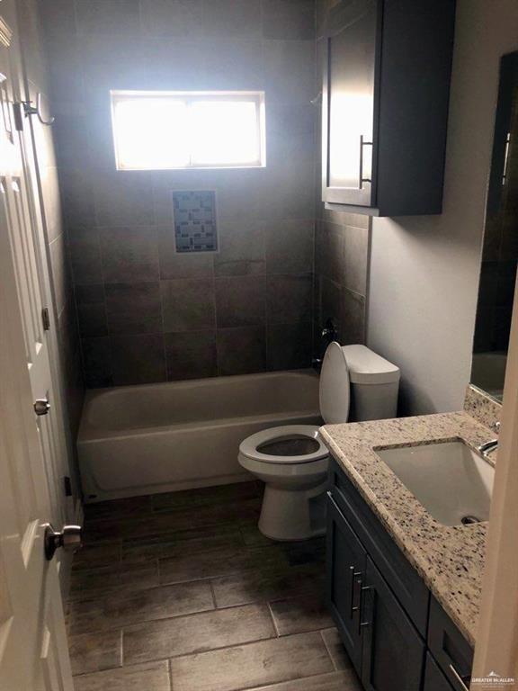 Photo 11 of 2705 Primrose Avenue