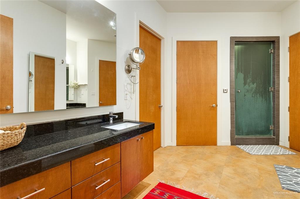 Photo 7 of 2404 43rd Street