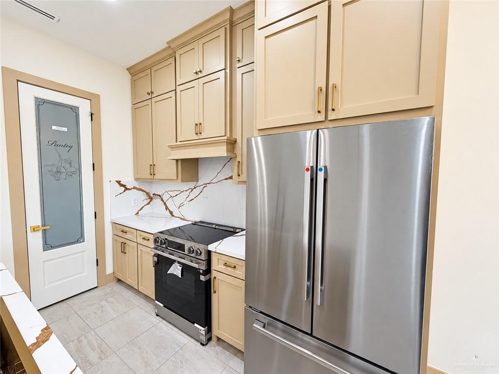 Photo 9 of 3005 Sabinal Avenue