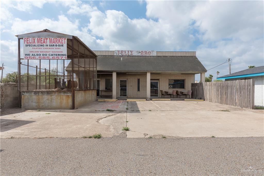 Photo 1 of 121 Expressway 83, La Joya